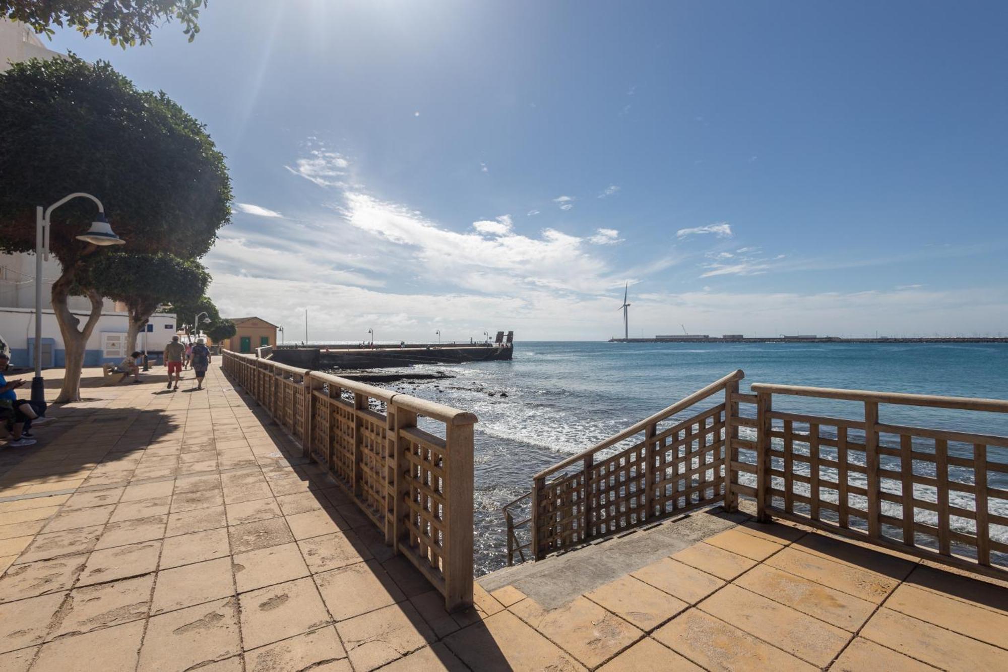 Lightbooking Apartamento Con Terraza En Playa De Arinaga อากวีเมส ภายนอก รูปภาพ