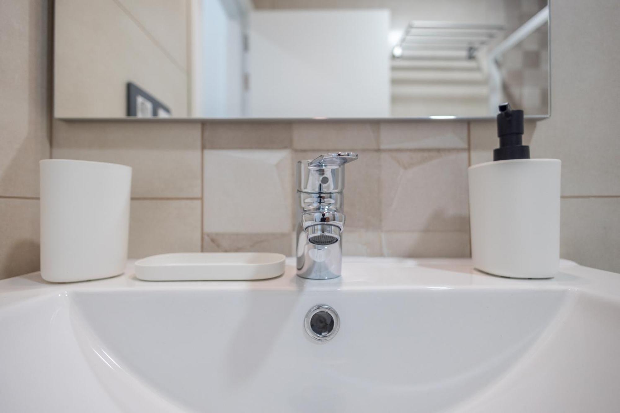 Lightbooking Apartamento Con Terraza En Playa De Arinaga อากวีเมส ภายนอก รูปภาพ