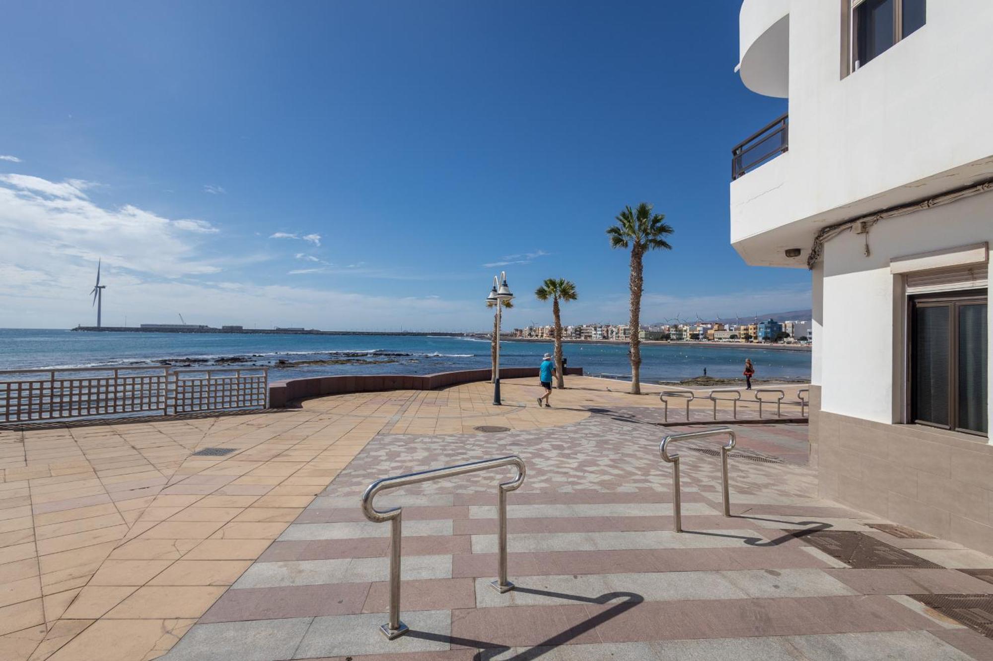 Lightbooking Apartamento Con Terraza En Playa De Arinaga อากวีเมส ภายนอก รูปภาพ